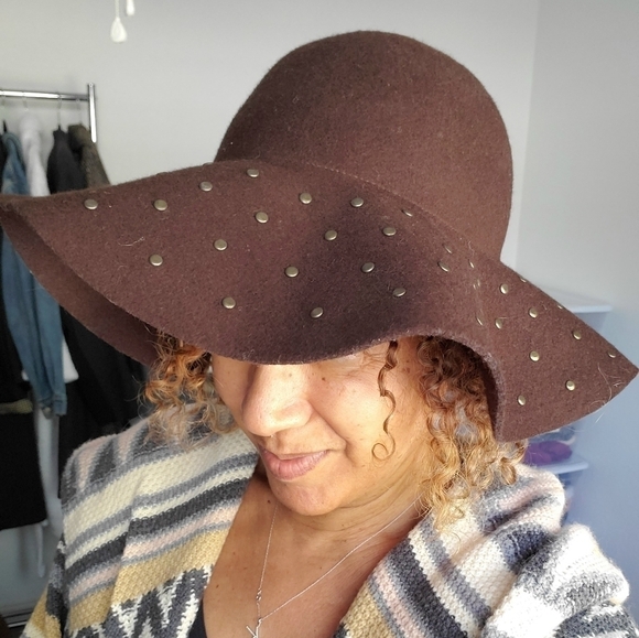 Tahari Chocolate Brown Studded Floppy 100% Wool Hat - Picture 8 of 8